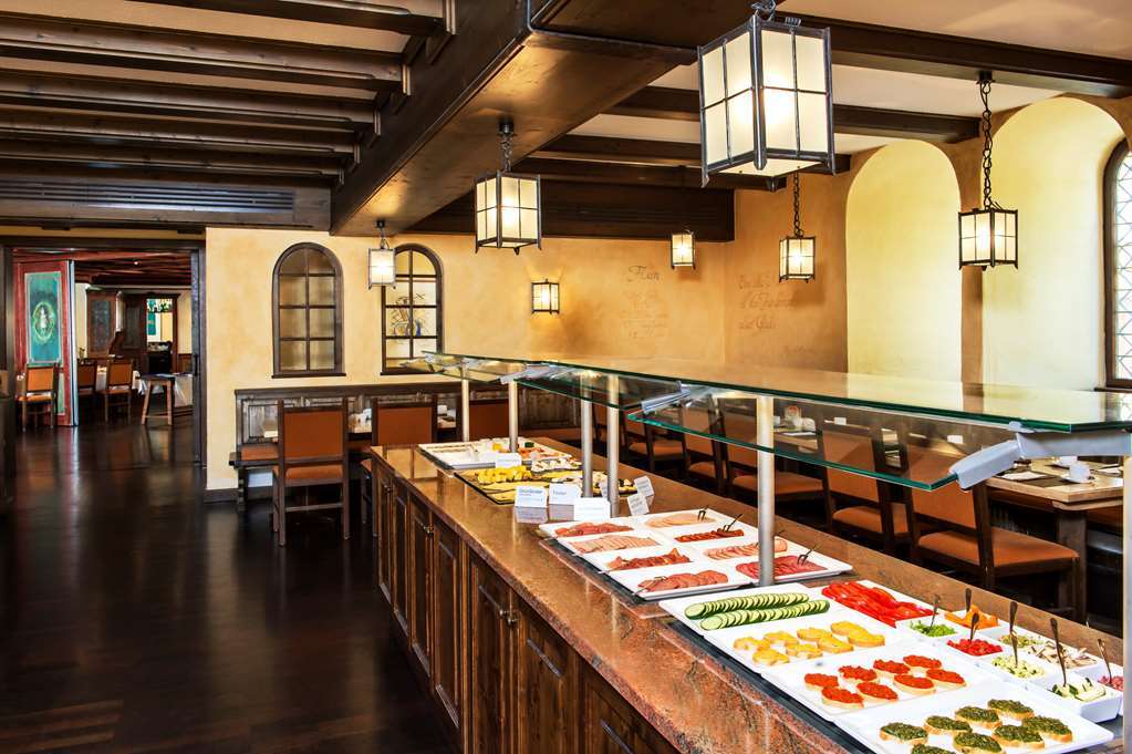 โรงแรมเอ็นเอช โคลเทอร์ นอร์ดลิงเก้น เนิร์ดลิงเงน ร้านอาหาร รูปภาพ